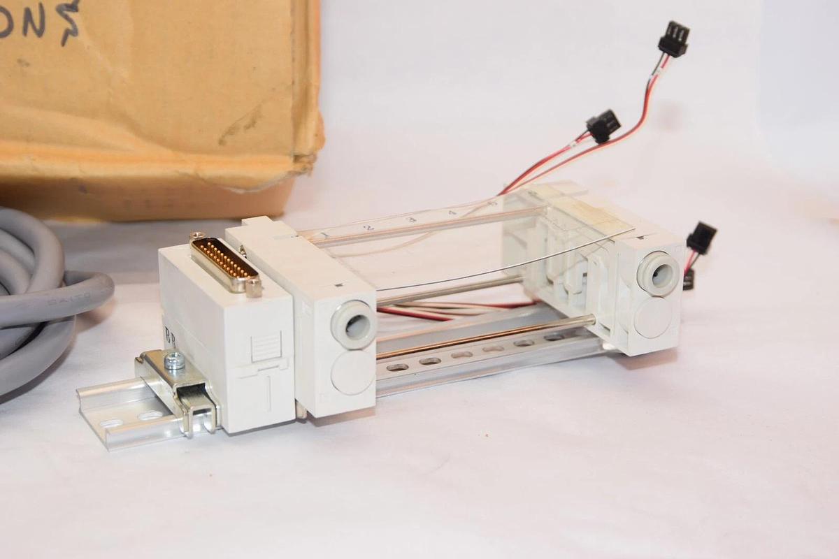 (NEW) SMC VV5Q24-06FU3-DNS VV5Q2406FU3DNS N/Plug In