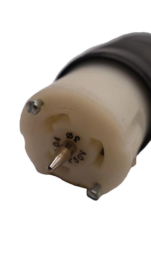 PASS & SEYMOUR P&S Legrand 3ph , 250V , 50A 50 Amp Turn and Pull Plug