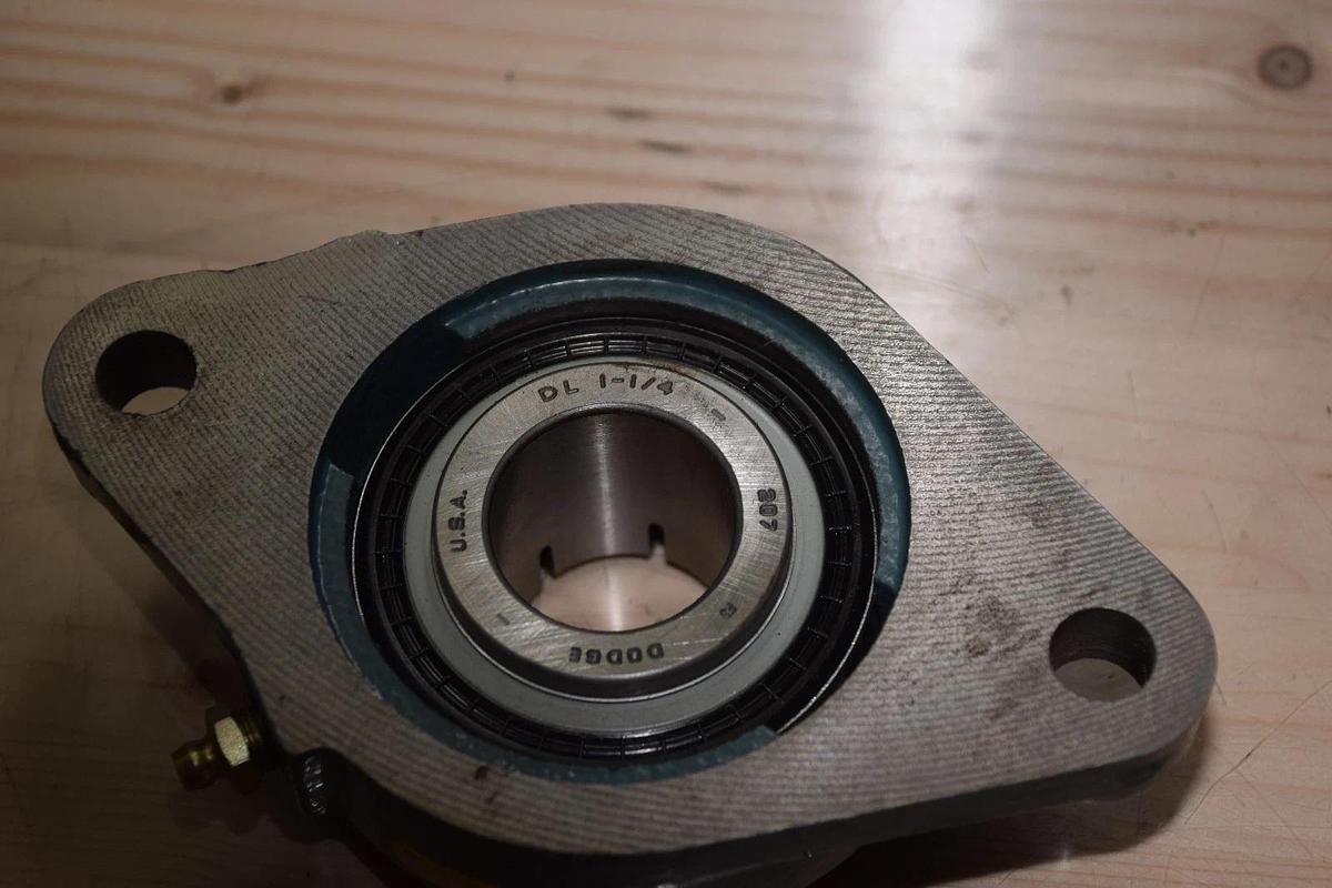 Used DODGE F2B-DL-104 DL 1-1/4 2 BOLT FLANGE BEARING