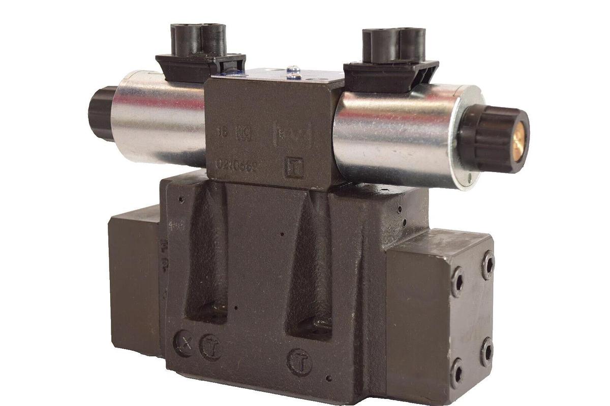 Continental Hydr Directional Control Valve VSD05AM-3F1-A3-42L-A VSD03M3FA42C NEW