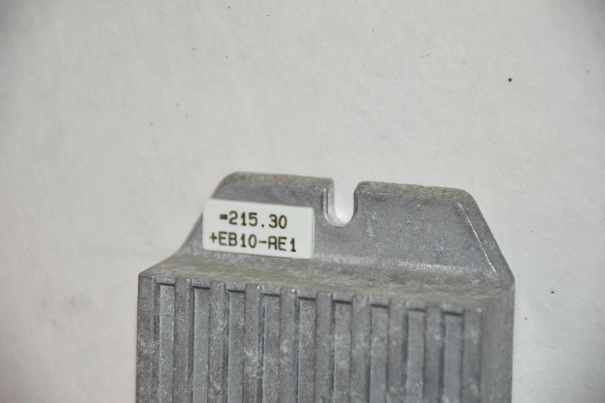 Used MICRON MYC22N100K1X50 MYC 22N100K1X50 2Z5892R016 HEATER