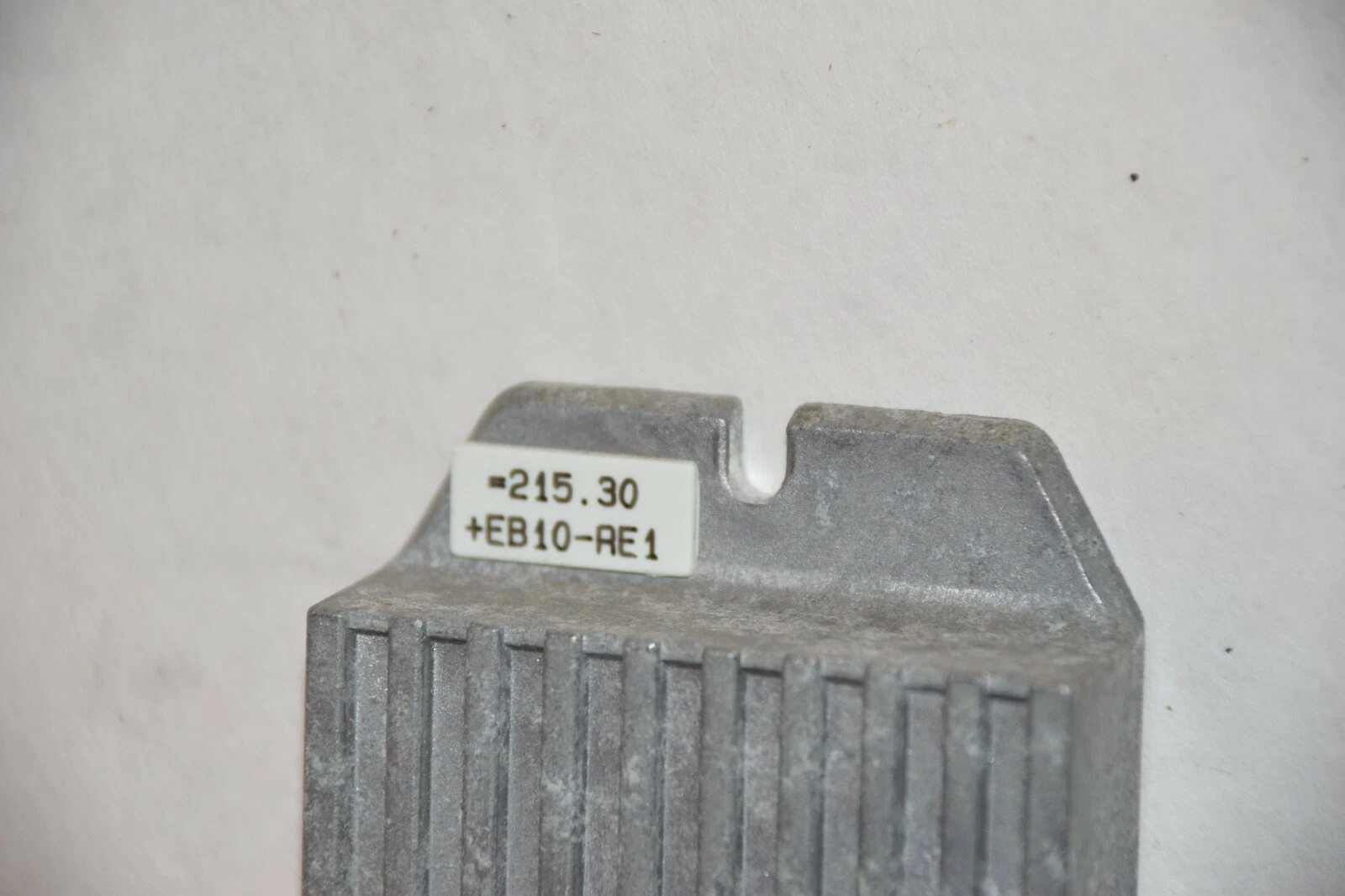 Used MICRON MYC22N100K1X50 MYC 22N100K1X50 2Z5892R016 HEATER