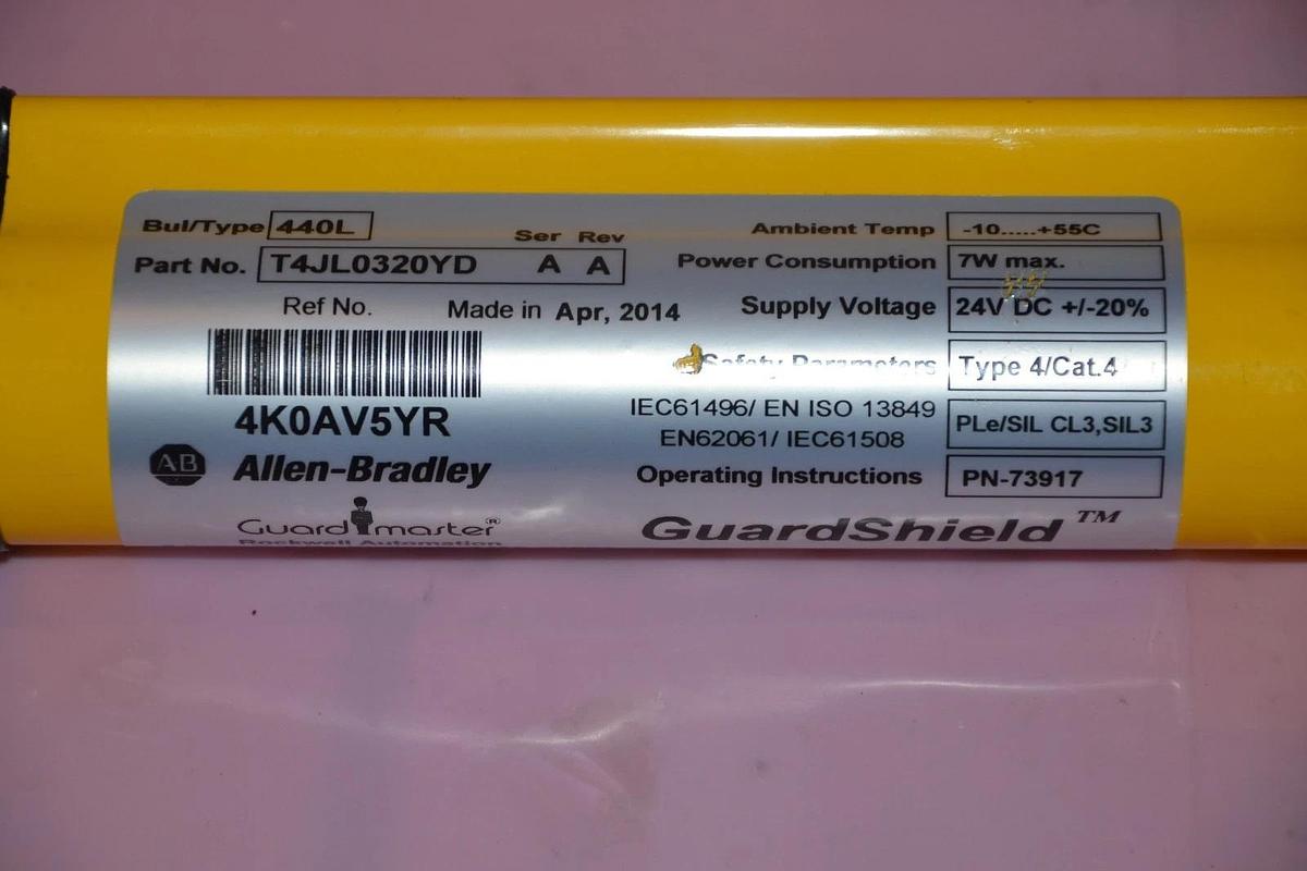 Used Allen-Bradley 440L-T4JL0320YD ser,A  Safety Light Curtain 320mm 440L T4JL0320YD