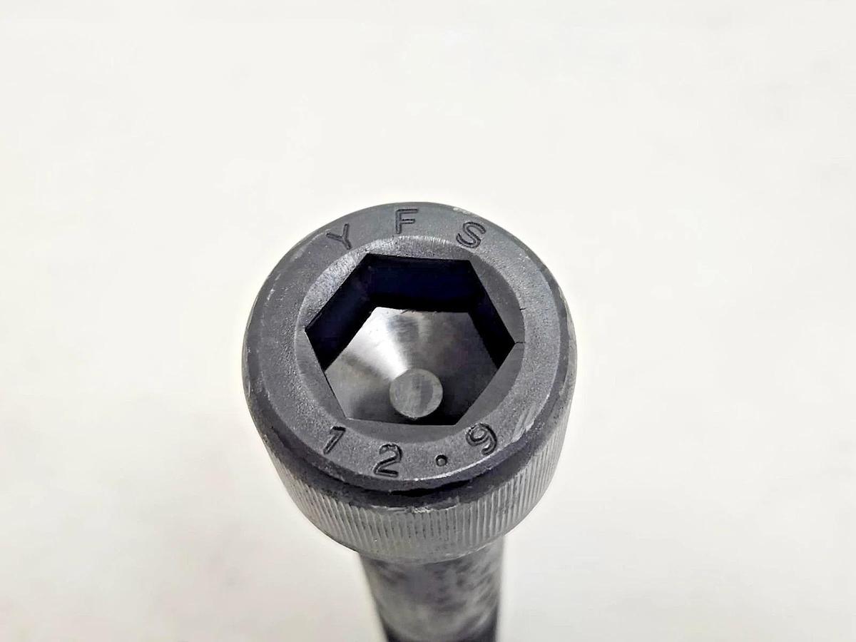 YFS 12.9 M24-3.0x140 Socket Hex Cap Screw Allen Bolt M24 3.0 x 140mm  12.9 - NEW
