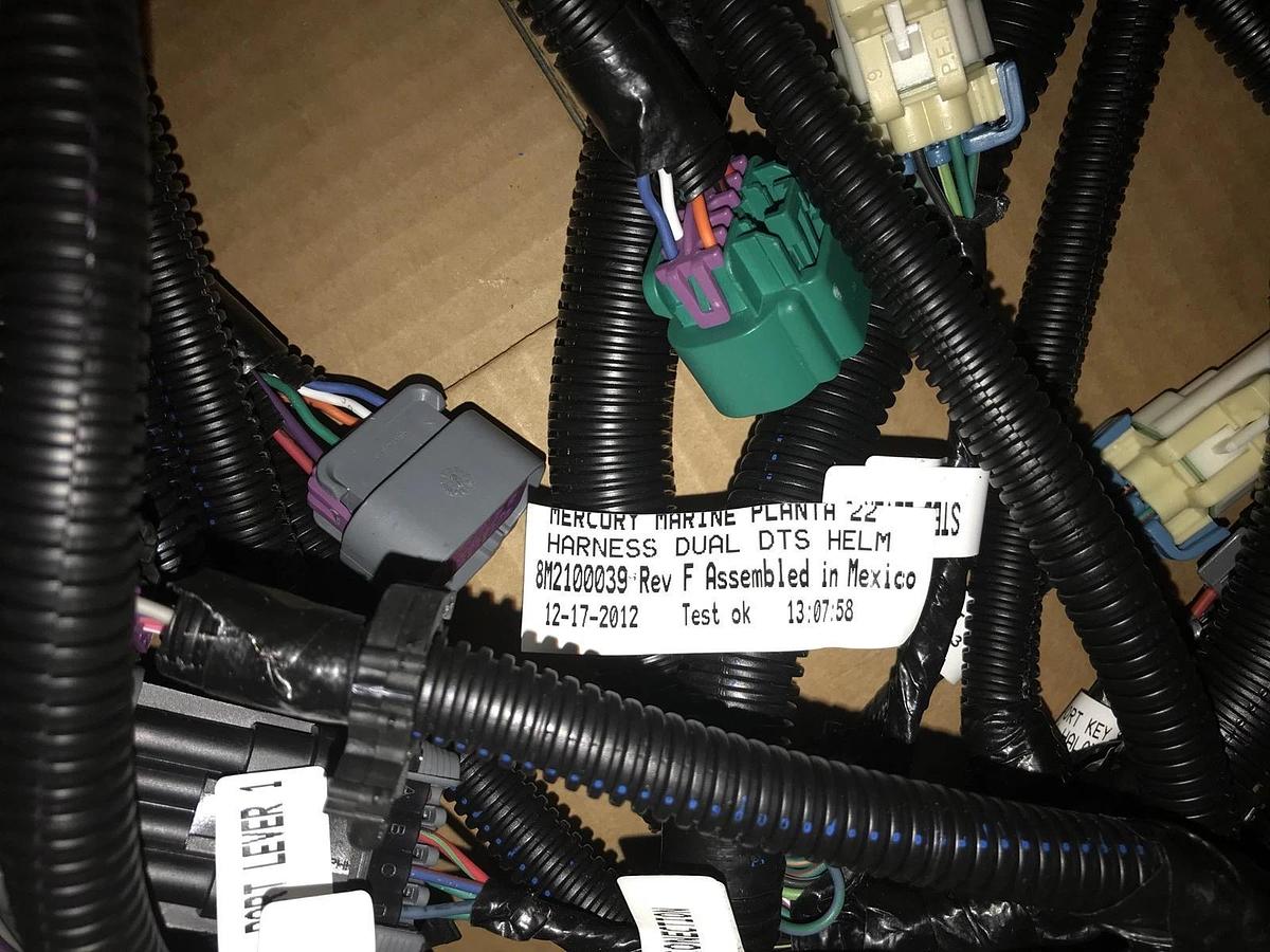 New Mercury Mercruiser Quicksilver Oem 84-879312T05 Harness Helm Twin Engine