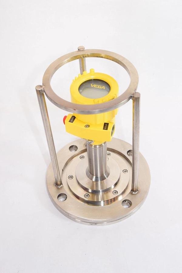 Used Vega VEGAPULS 69 RADAR LEVEL TRANSMITTER  PS69,FECSDBHXANKXX  PS69 FECSDBHXANKXX