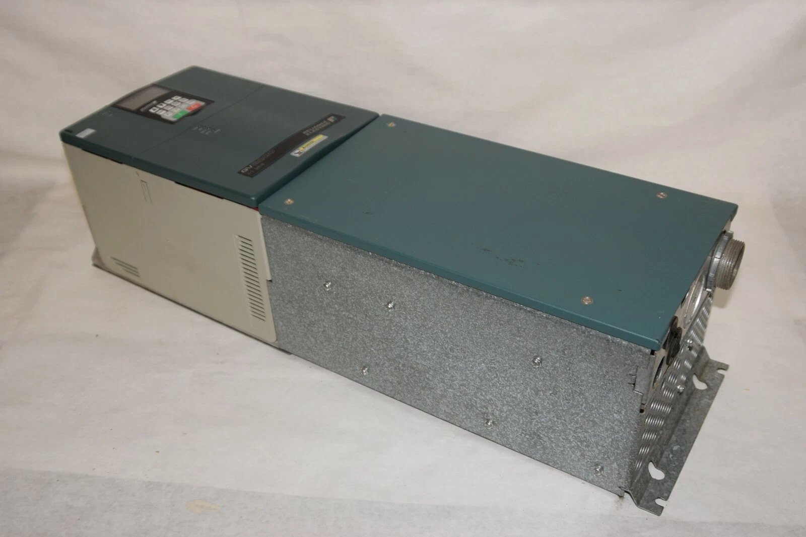 Used RELIANCE ELECTRIC GV6000 6V41-077TA AC Drive Ser. B 60HP 6V41 077TA 460V
