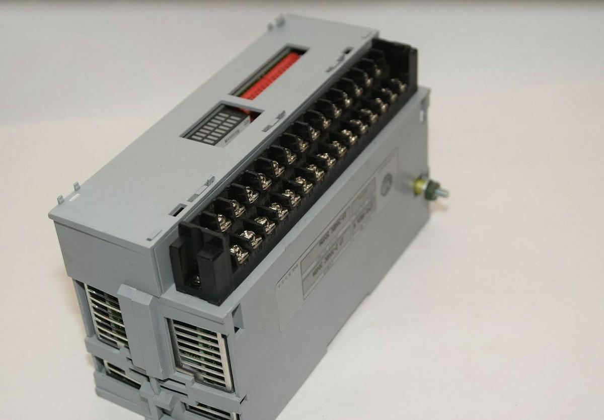 Used ALLEN BRADLEY 1791-0B16 A 19.2-30Vdc 300Ma Output Module *Damaged Cover Tab*