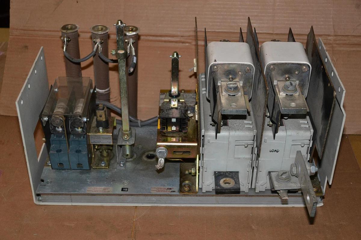 Used ABB DISCONNECT OESA PC60/600-1 OESAPC60/600-1 OESA-F600JT6-2/PTM 600 Amp A 600a