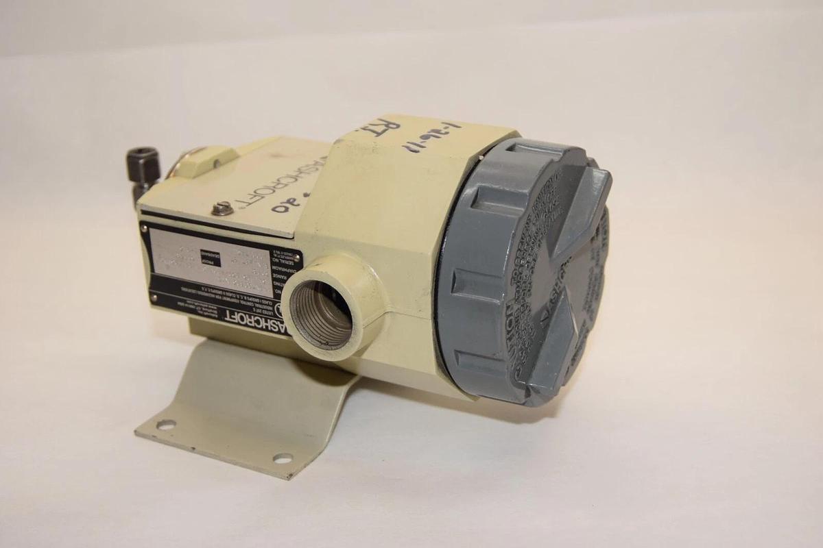 Used ASHCROFT PPDN7GGB25 15A 125/250/480Vac 1/2A 30 / 500psi Pressure Switch