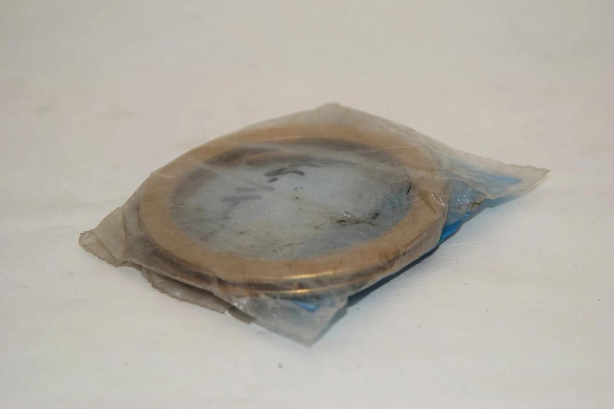 (NEW - Pk 2) VICKERS SM-77-11-B SM7711B Seal Adaptor For 2-1/2" Rod