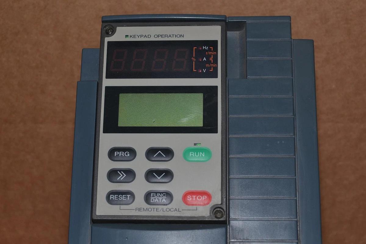 Used FUJI ELECTRIC AF-300E$ 6KE$232002X1A1 380-480V 12.6A 50/60Hz DRIVE