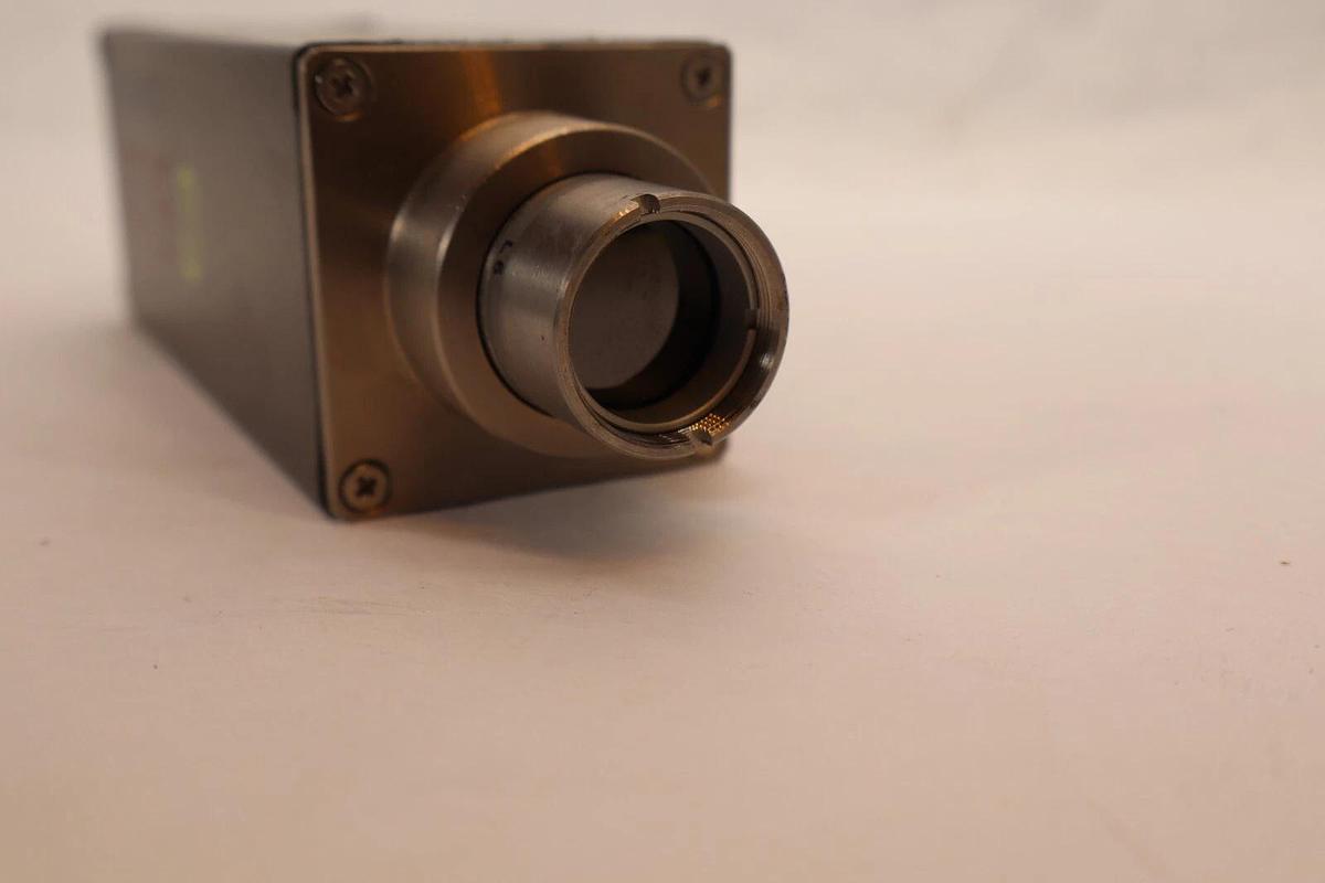 Used HEITRONICS KT 15.82 D 24V 50-400Hz Infrared Radiation Thermometer