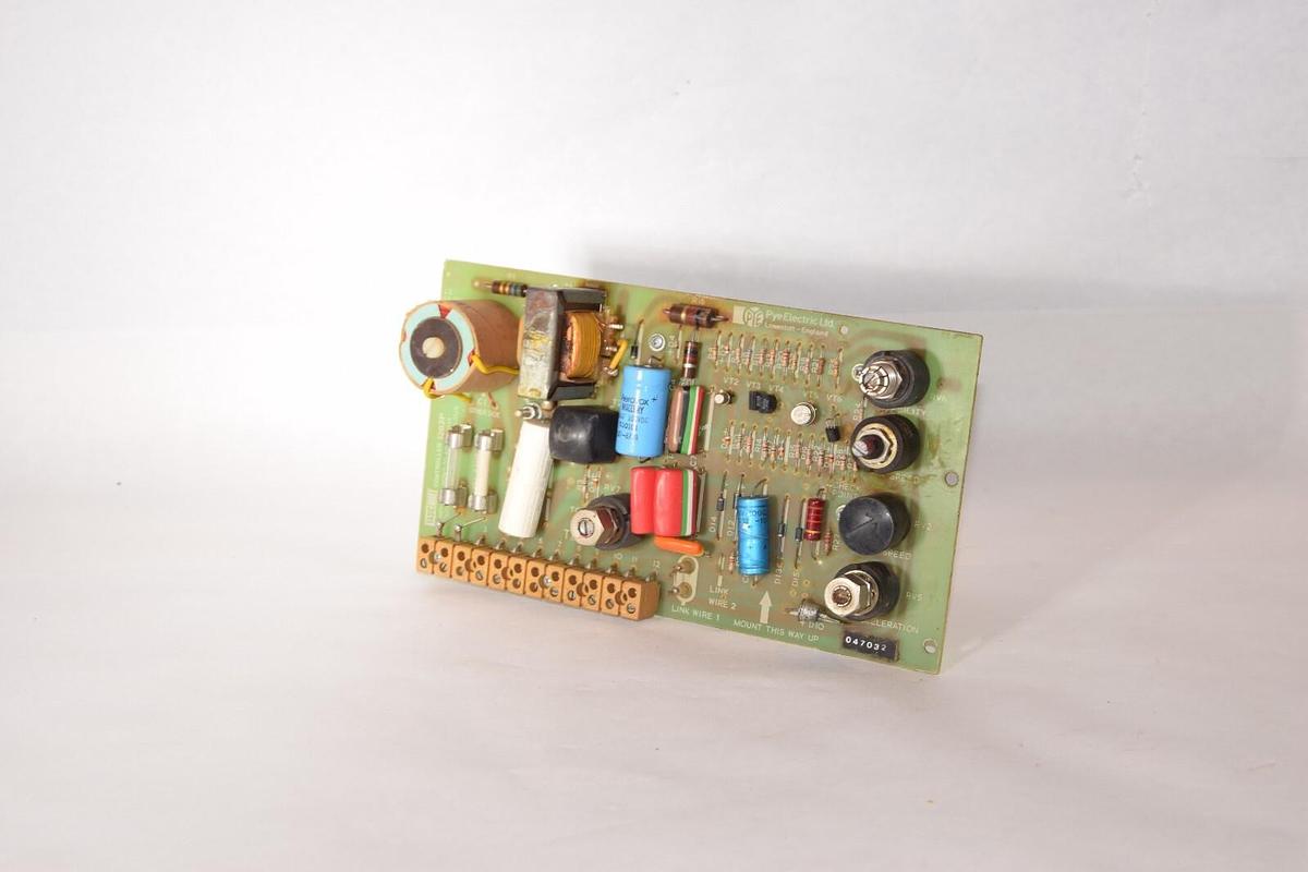 Used TASC UNIT / Pye Electric 1262P 220-240V 5Amp Continuous Controller Unit Board