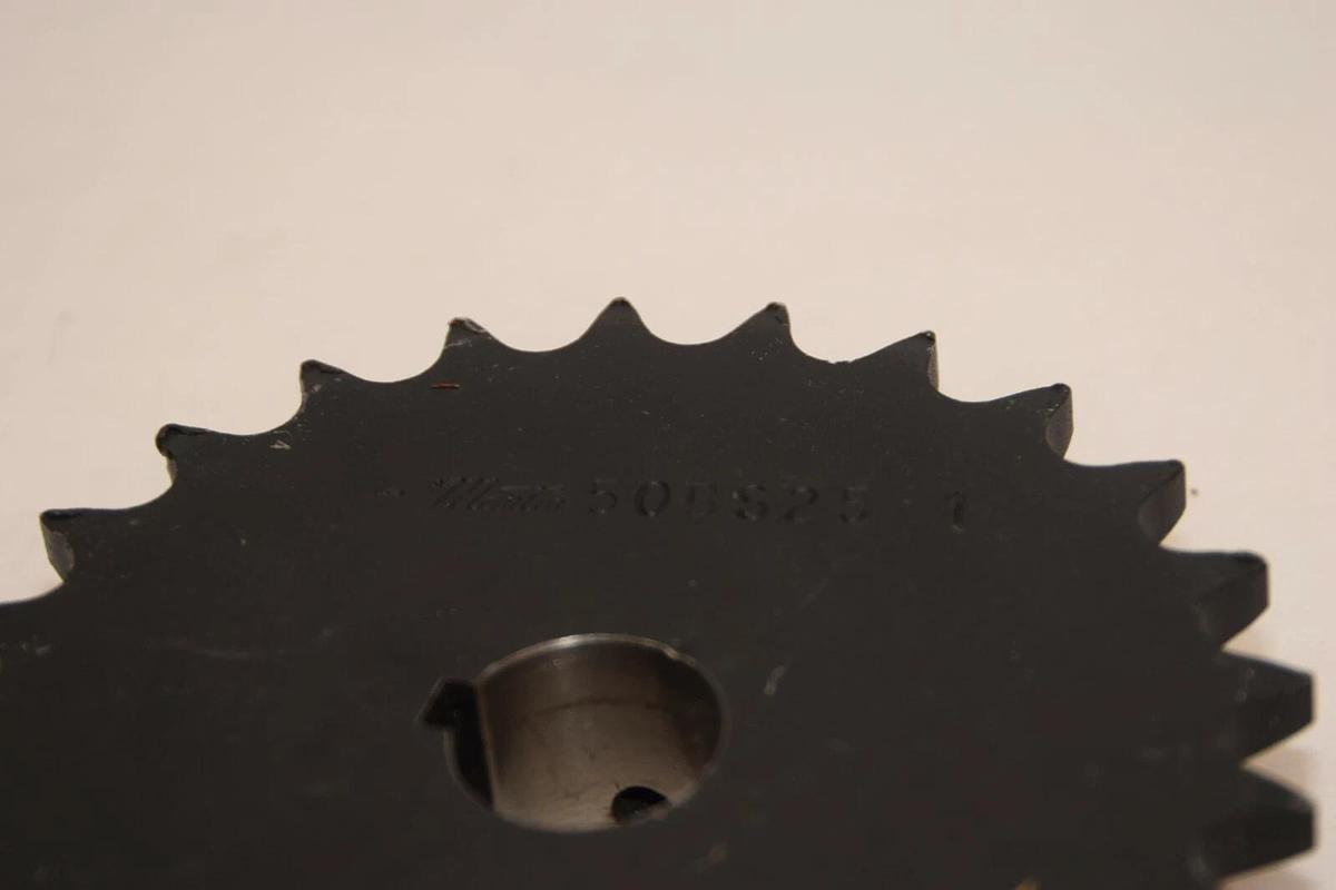 (NEW) MARTIN 50BS25 1 1" Bore 25 Teeth Sprocket