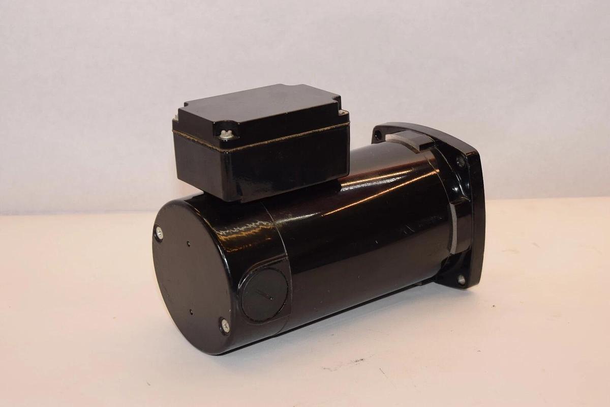 Used BODINE ELECTRIC COMPANY 42A7BEPM-F3 30V 1/3HP 20:1 Ratio 125rpm Gearmotor