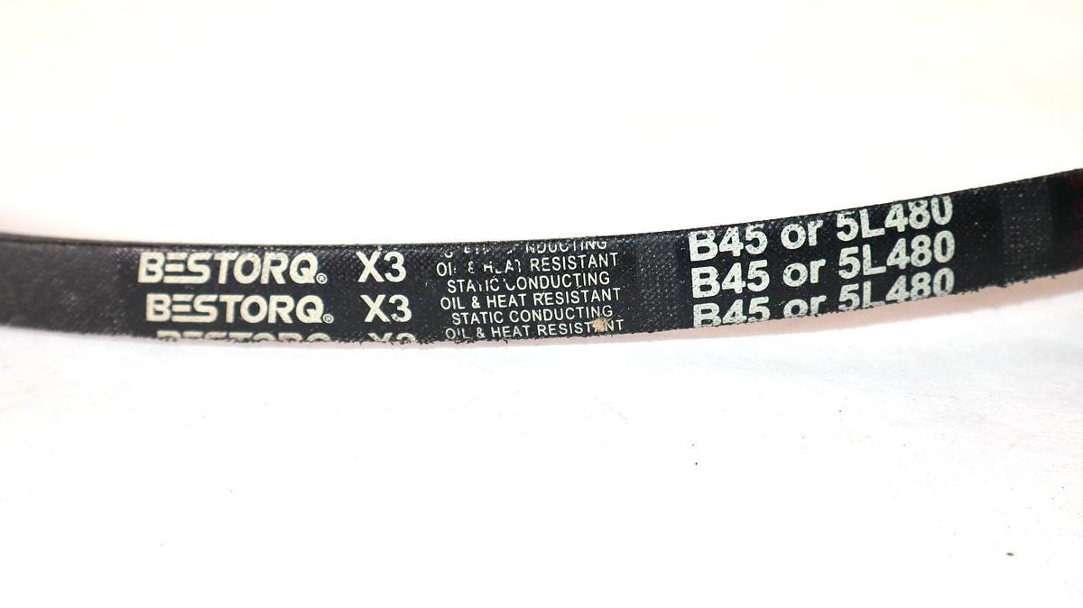 (NEW - Lot of 2) BESTORQ B45 , B-45 , 5L480 V-Belt Belt