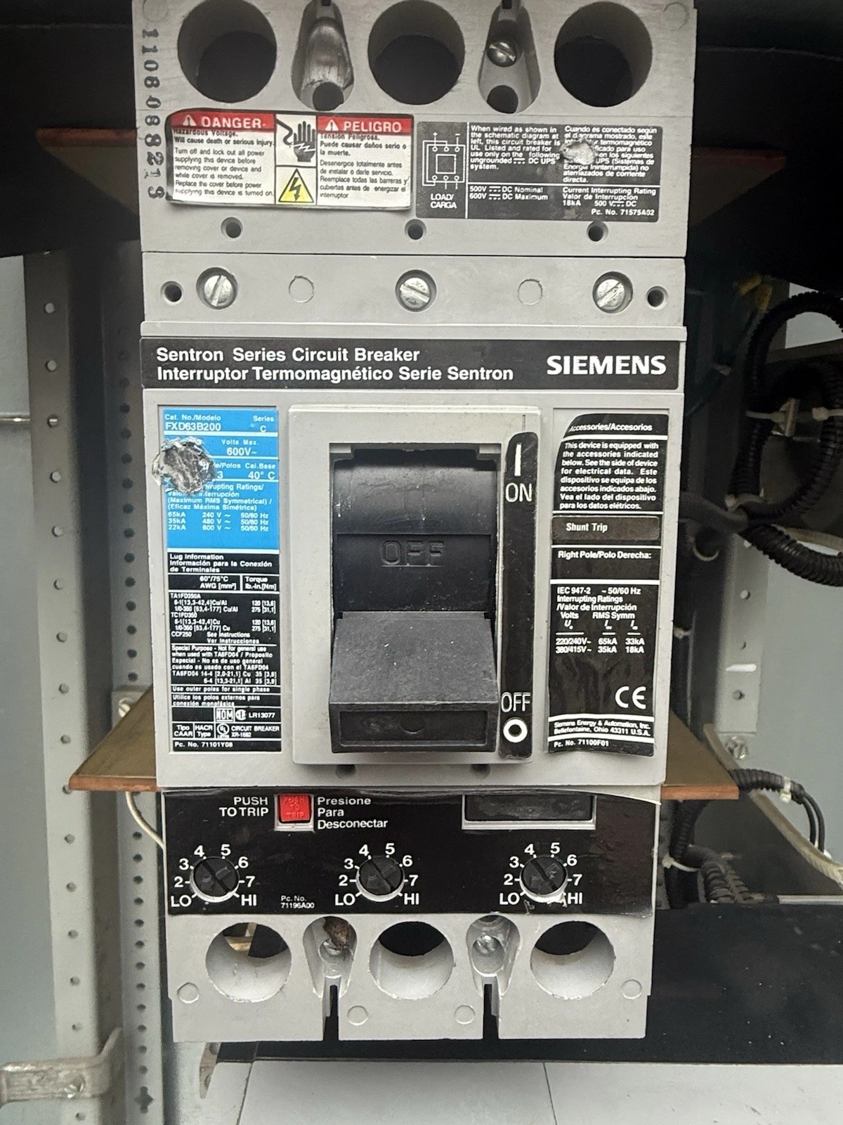 Used Siemens P4E75ML400ETS P4 Panelboard 400A 480/277V 3PH 400 Amp 3 Breaker Mbpass