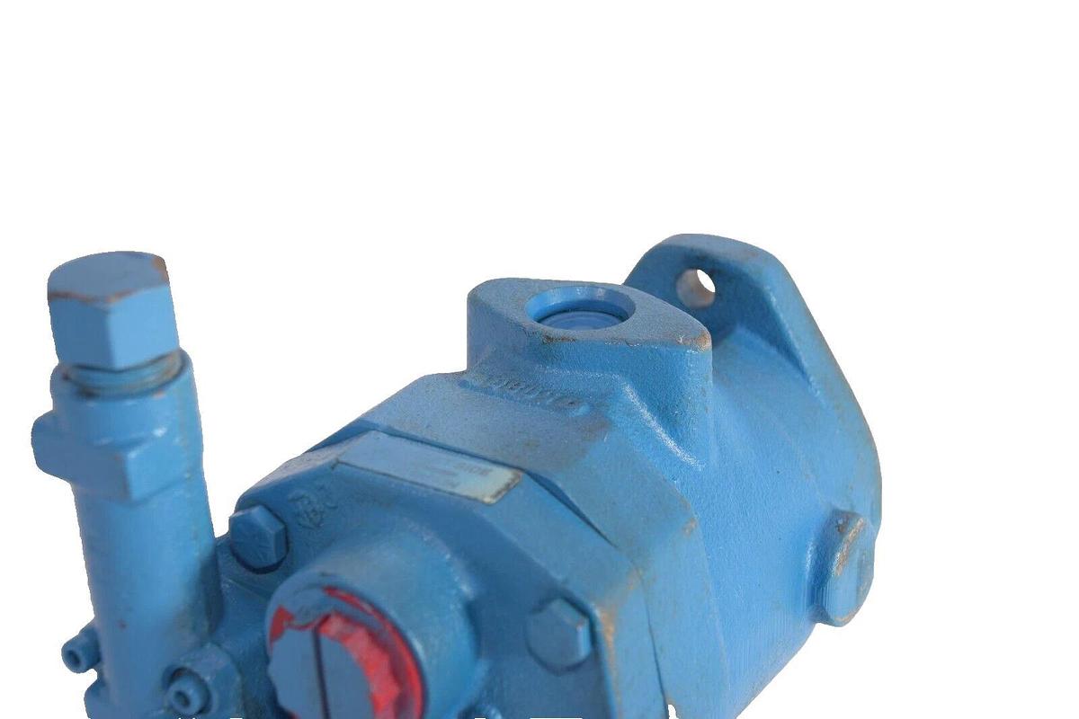 Vickers Pump PVQ10A2RSE1S20CM712  PVQ10-A2R-SE1S20-CM712 *Refurb*