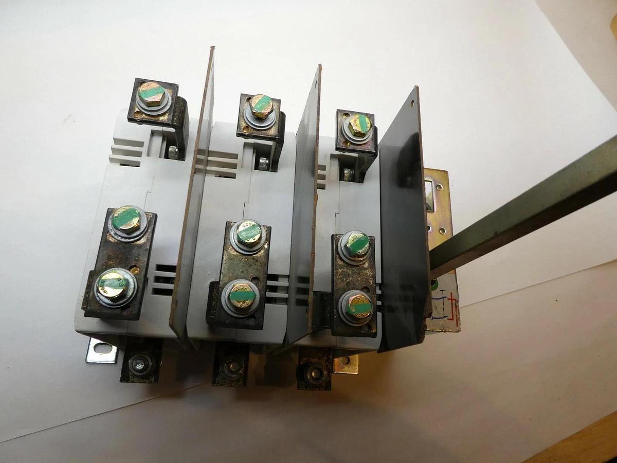 (New nos )  ABB OESA 200T3 Fused Switch 200 Amp 200A 200 A OESA200T3