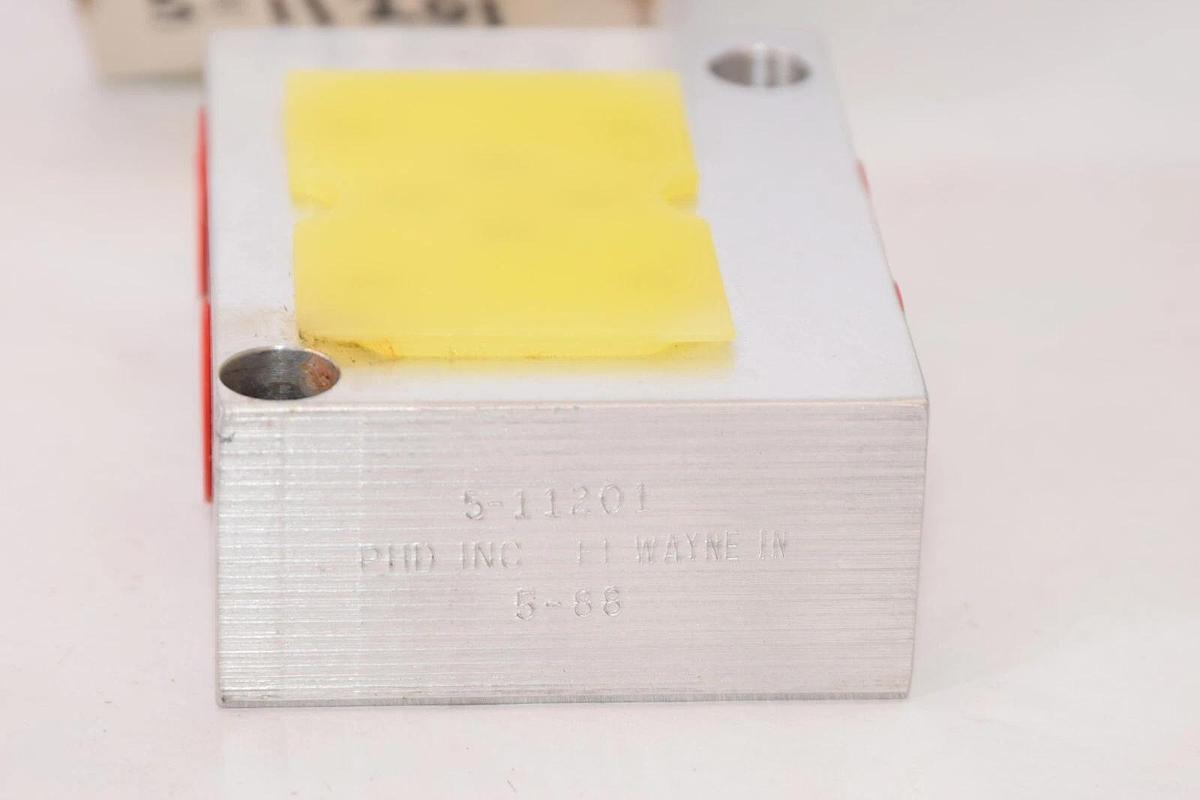 (NEW) PHD 5-11201 511201 5-88 Subplate / Manifold