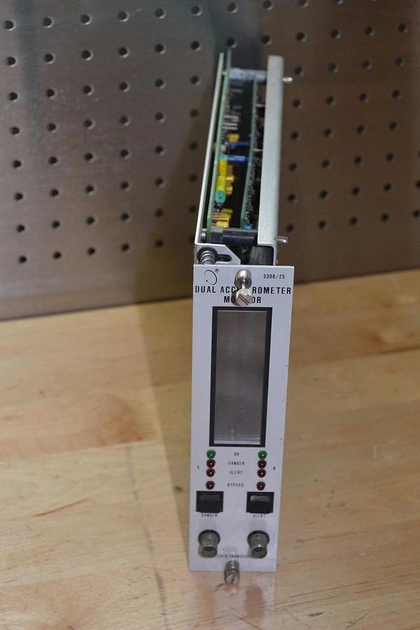 Used Bently Nevada 3300 Dual Accelerometer  3300/25   3300/25-05-03-05-00-00-01-00