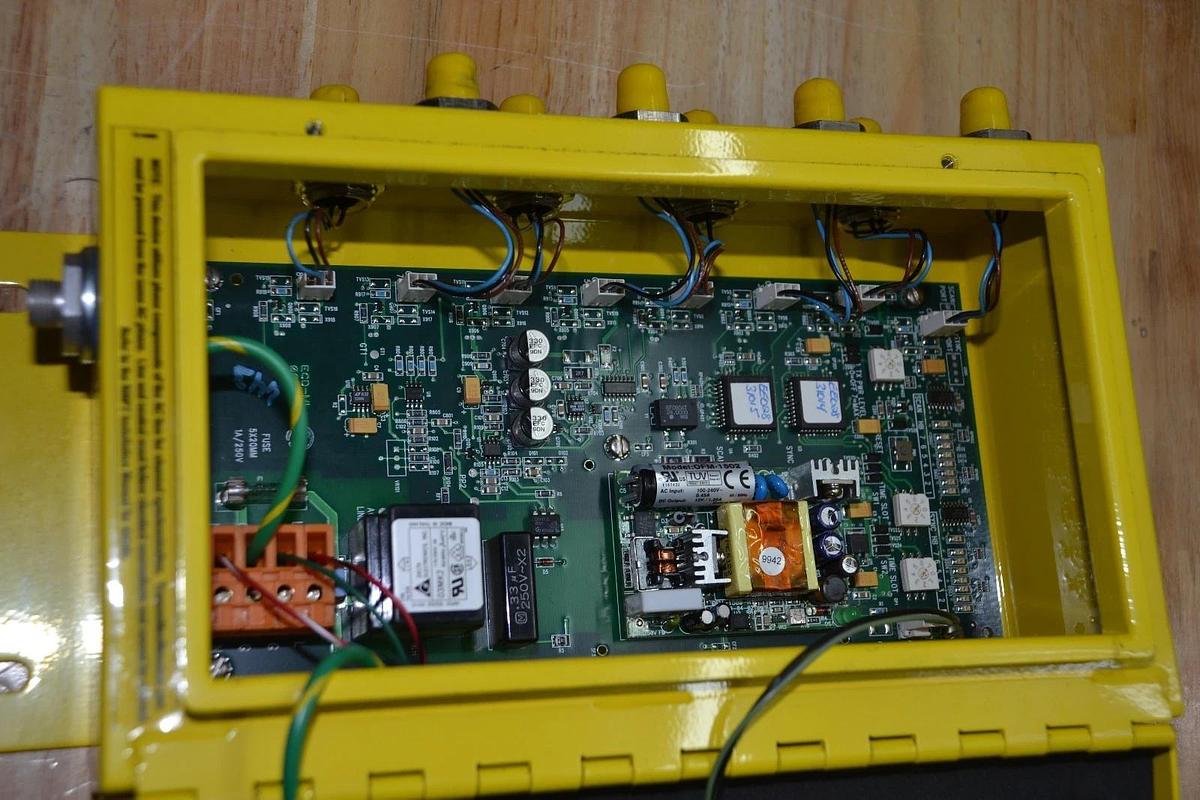 Used DOLAN-JENNER SS410-100002 SS410-10002 RMP2 SAFESCAN TRANSMITTER