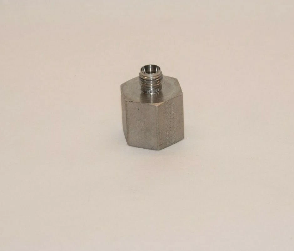 (NEW) PARKER P-316 YAPK Stainless Steel Compression Adapter