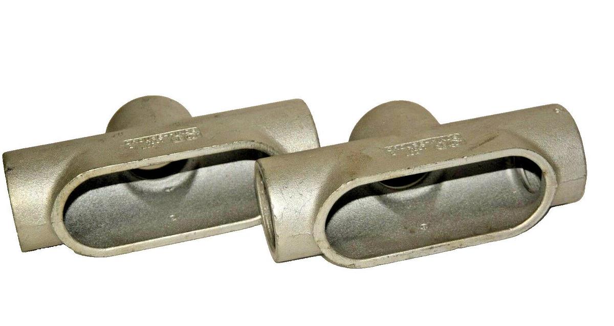 CROUSE-HINDS 2" Conduit Body TB67  (NEW Lot of 2)