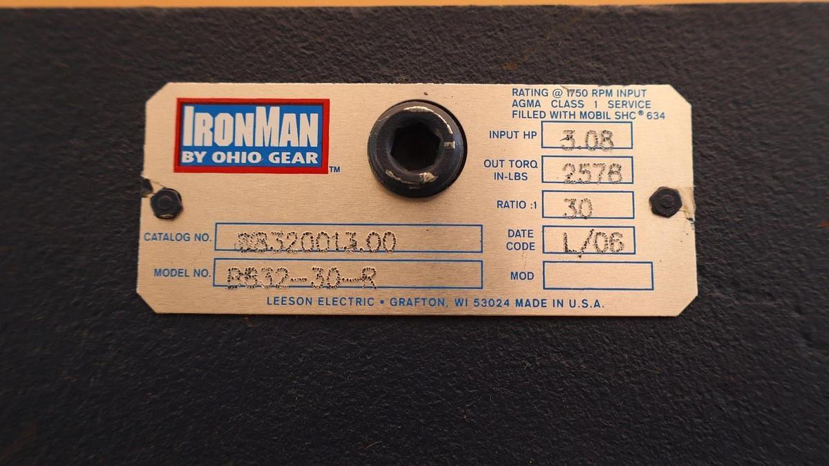 OHIO GEAR BOX IRONMAN SPEED REDUCER B832-30-R 3.08HP 30:1 (New)