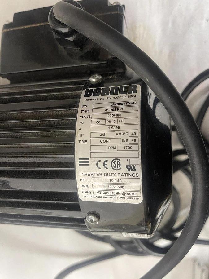 Used DORNER 2200 CONVEYOR 22edm04-030020a343401 Lenze Esv371n01sxc Motor 42R6BFPP