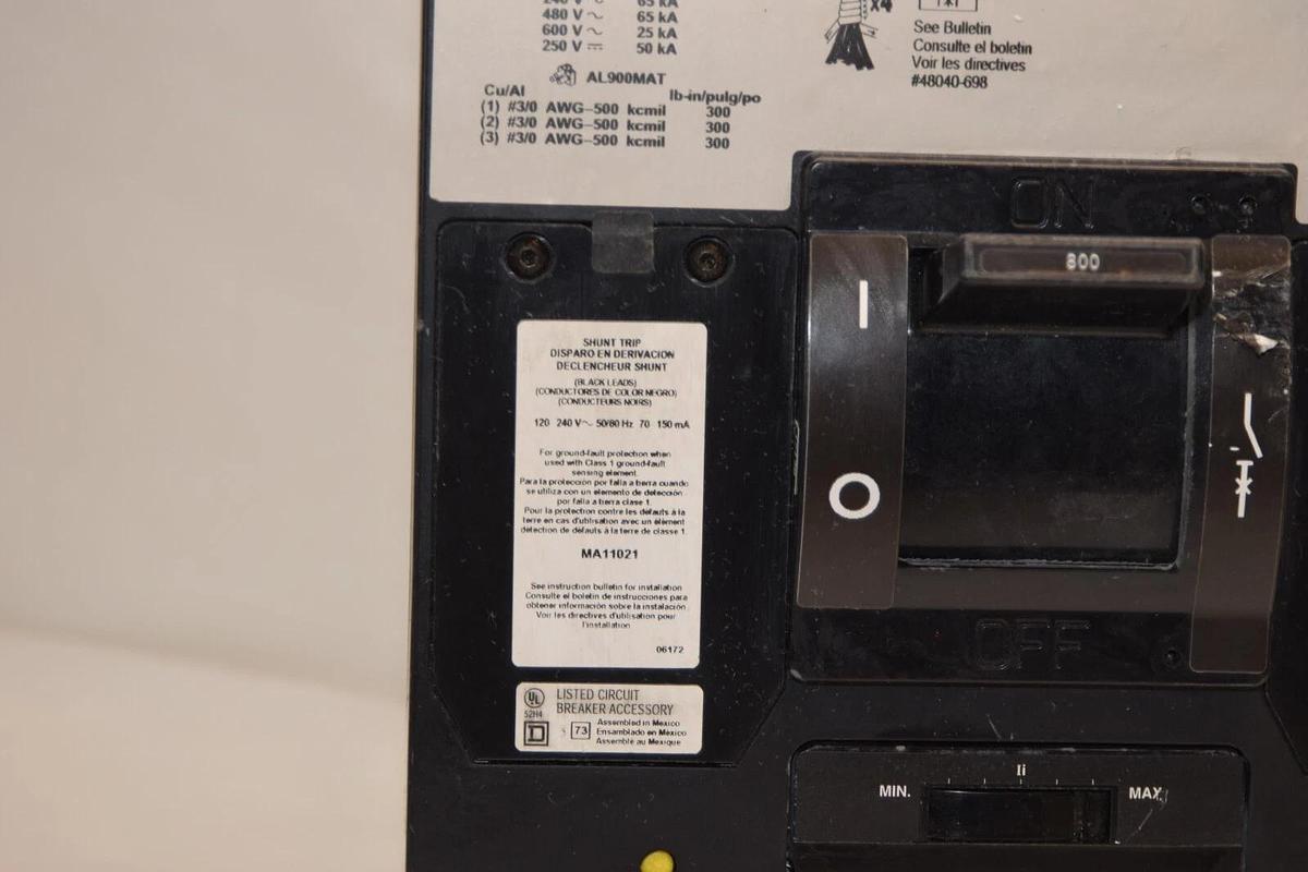Used SQUARE D CIRCUIT BREAKER 800A 800 Amp A 12-718031-37 3P 3 pole MHL368001291