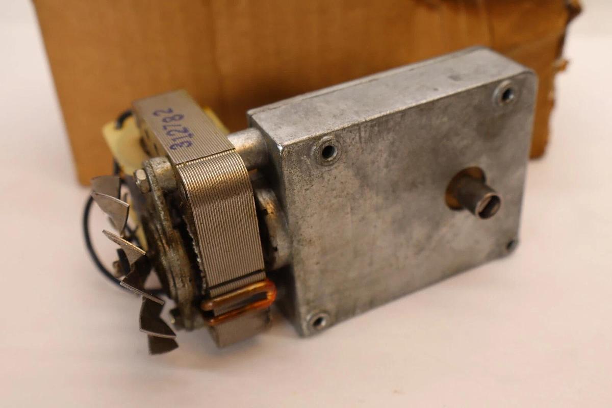 (NEW) BREVEL Model L 120V 60Hz 27W Gear Motor