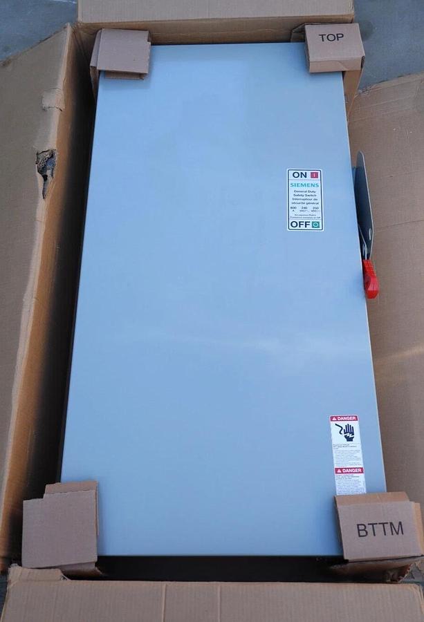 Siemens GF326NA General Switch Fusible Disconnect 600A 600 Amp 3p Typ 1 240v NEW