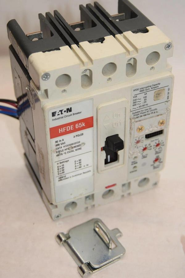 (NEW) EATON CUTLER HAMMER HFDE308032C02 80A 80 Amp A 3P 600Vac Circuit Breaker