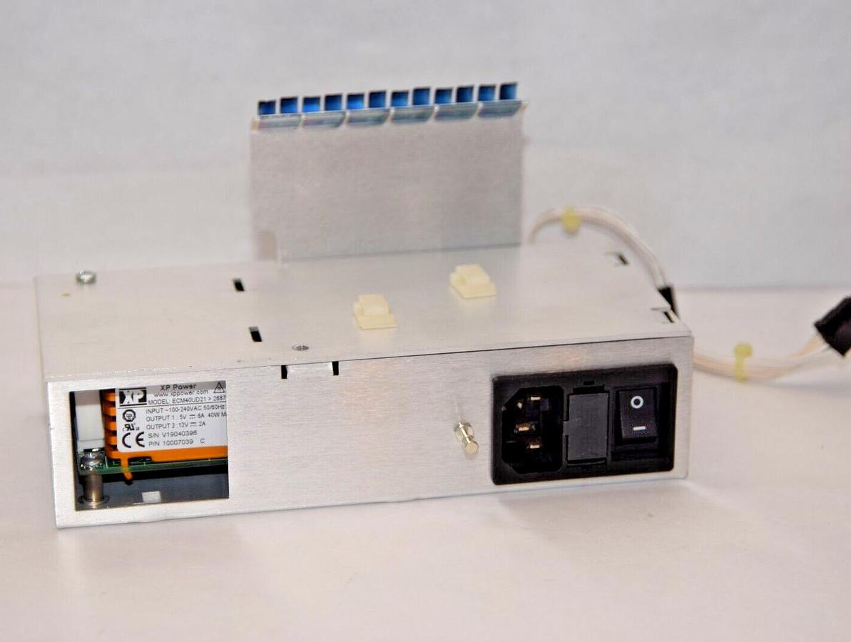 Used XP Power ECM40UD21 ECM40UD21 2687 110-240v 40W 10007039 Power Supply