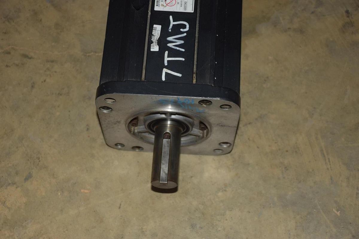 YASKAWA Servo Motor  USAMED-30MS2TD 3kW Encoder UTMAH-B15BSB