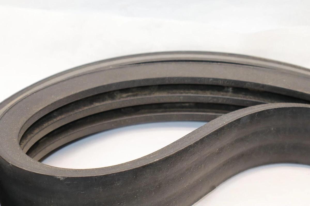 (NEW) THERMOID 5V1600 , 5V1600/3  3/5V1600 3-Rib Maxi Power V-Belt USA