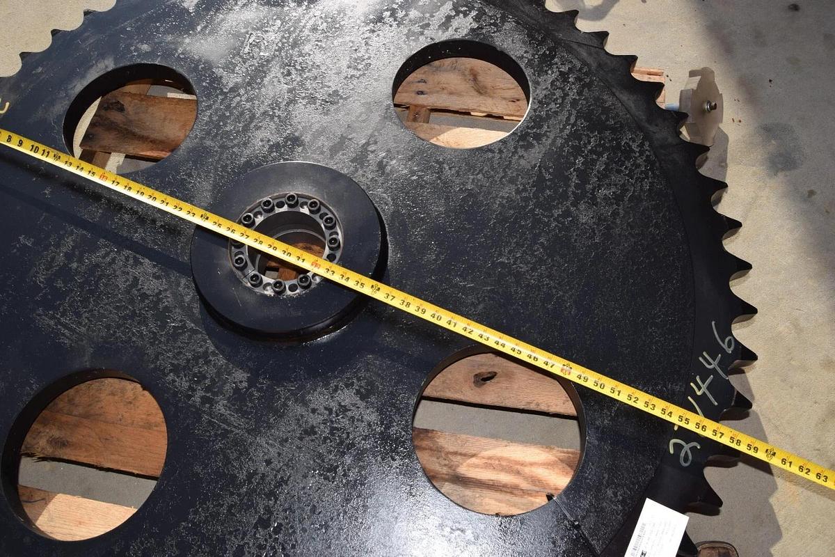 MARTIN 240A60 x B112 X 4-15/16"  240A60xB112 Roller Chain Sprocket (NEW)