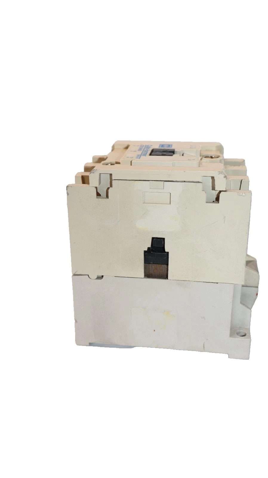 Cutler-Hammer Eaton Contactor CE15HN3 600V 60A 44 Amp 120v Coil 9-2703-1