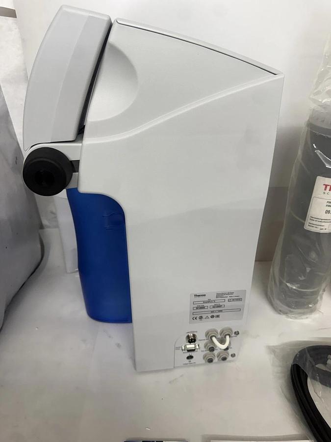 Thermo Scientific Smart2Pure 12 UV Water Purification System 50189888 (New)