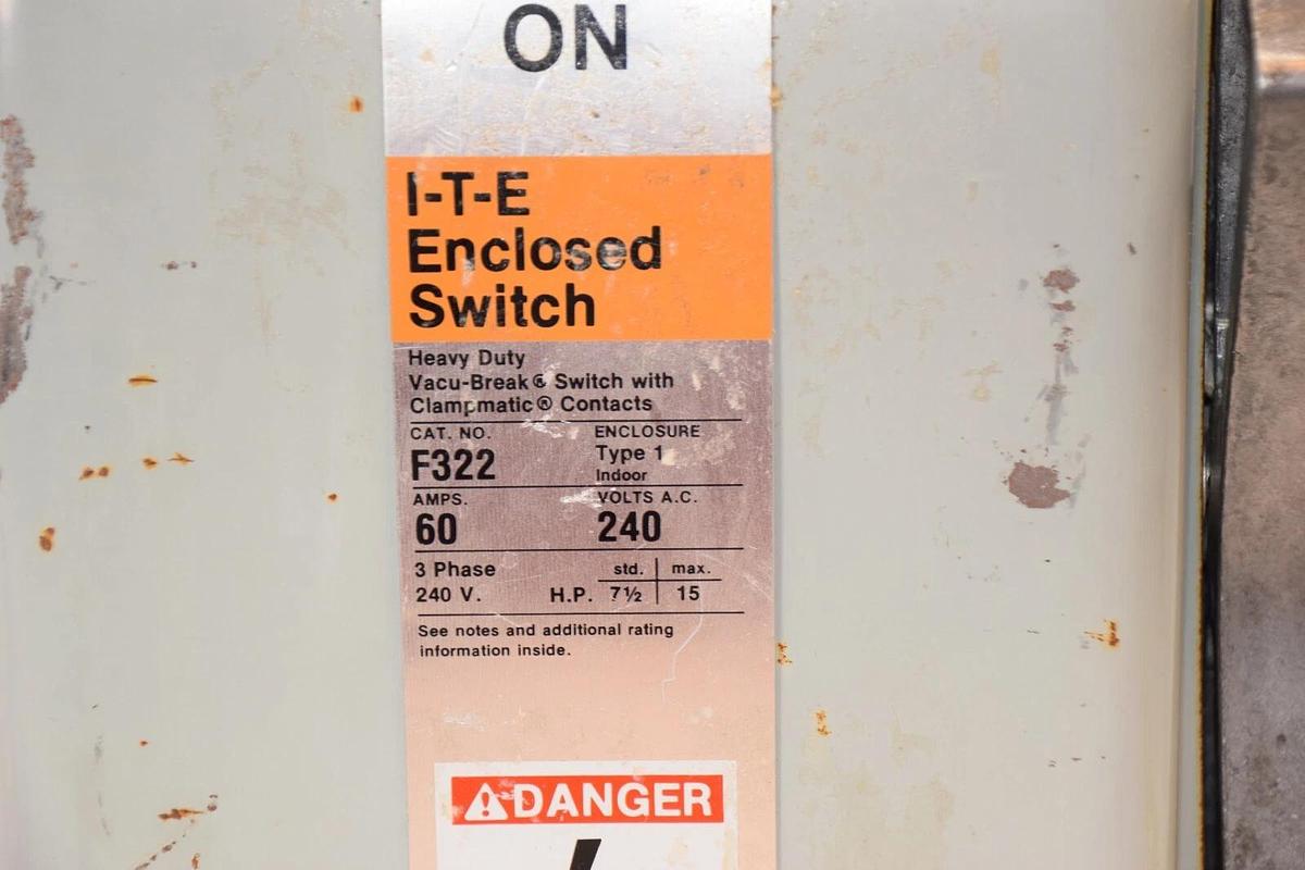 Used I-T-E F322 60A Amp Type 1 240V Heavy Duty Disconnect / Safety Switch