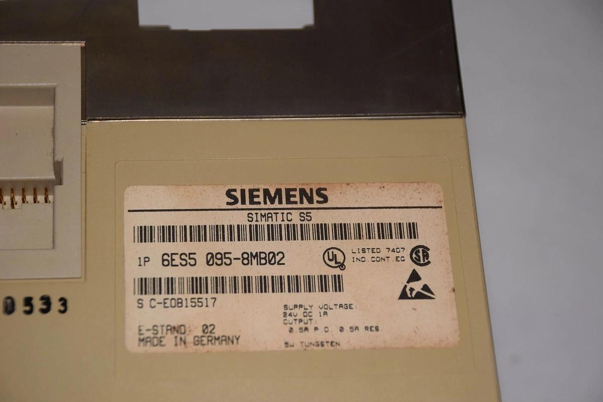 Used SIEMENS SIMATIC 6ES50958MB02 COMPACT CONTROLLER 6ES5 095-8MB02