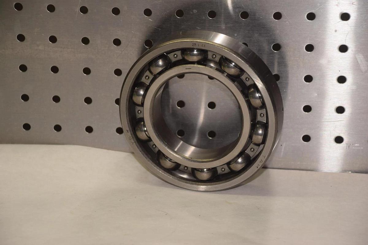 YSK TAM 214 RADIAL ROLLER BEARING NEW