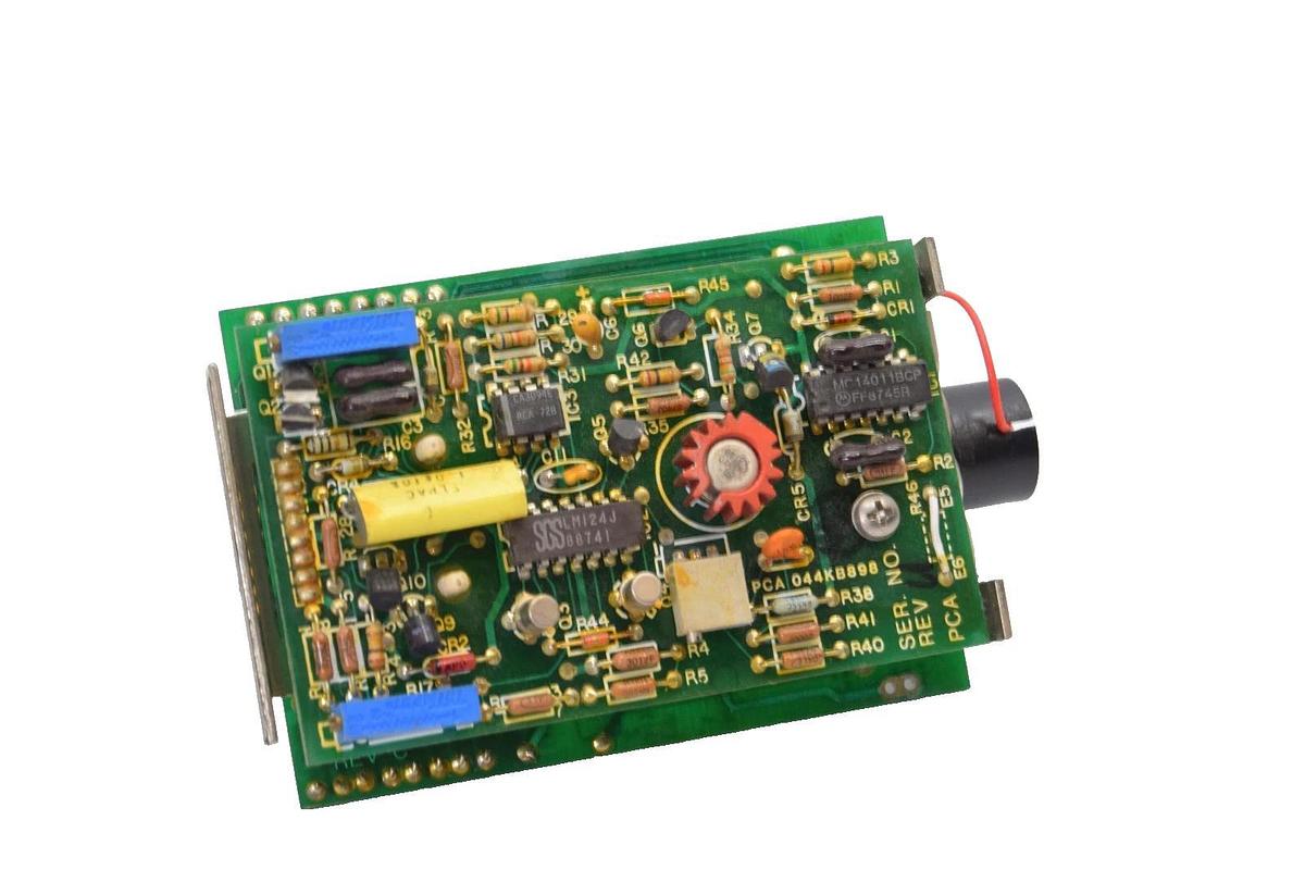 Used Robertshaw 044-950-900-01 , 044-950-896 Control Board