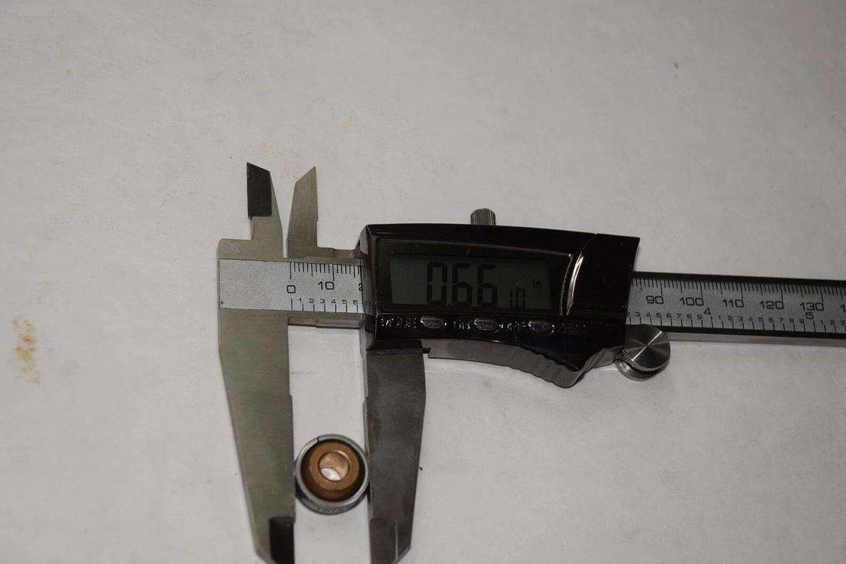 TRIANGLE 1/4" BORE BEARING NEW