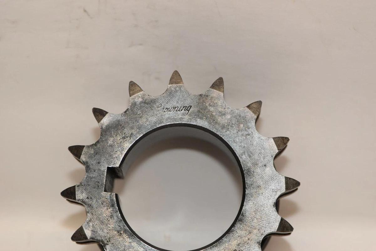 (NEW) BROWNING 50P16 1-15/16" Bore 16 Teeth Sprocket