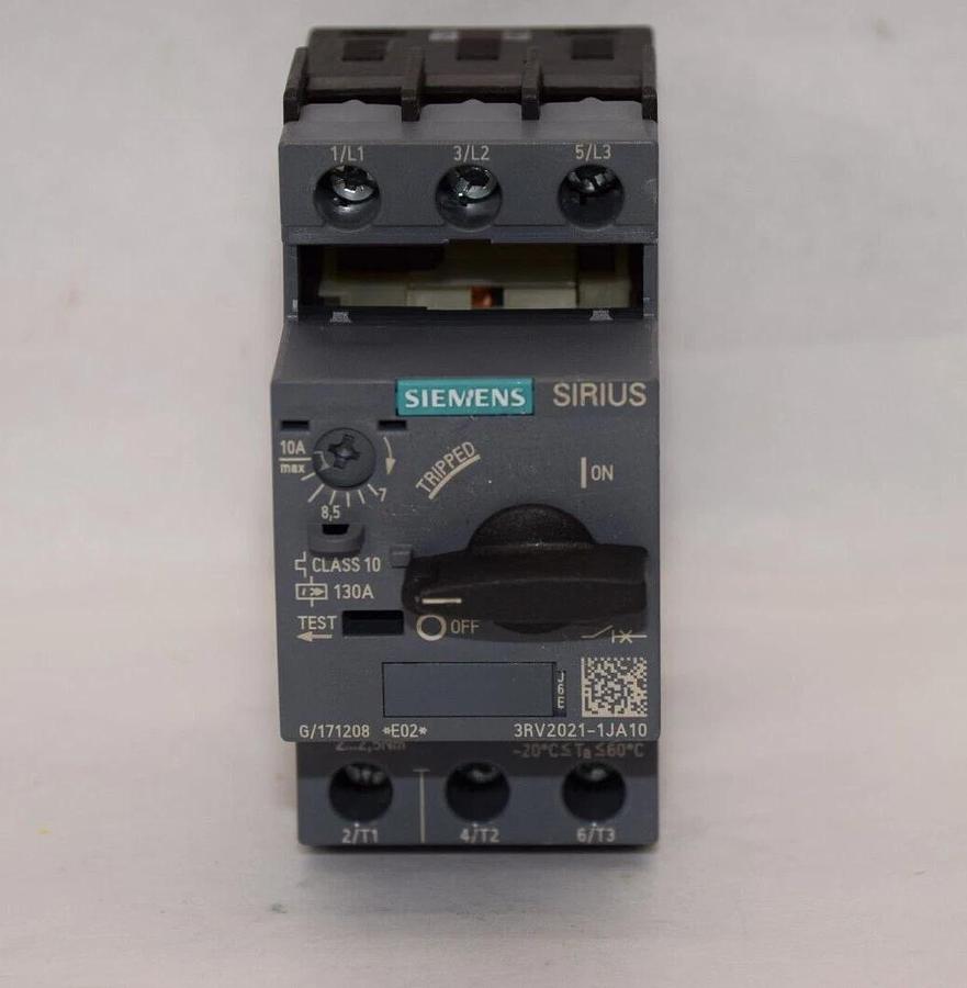 Used SIEMENS 3RV2021-1JA10 , 3RV20211AJ10 7-10A Circuit Breaker *missing cover* 4011209902909