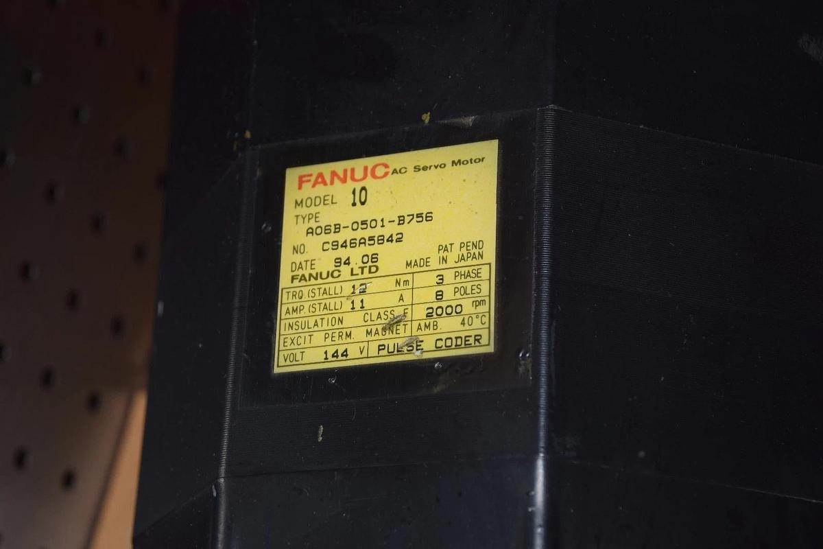 Used Fanuc AC Servo Motor A06B-0501-B756 w/ Encoder A860-0360-T101 Model 10