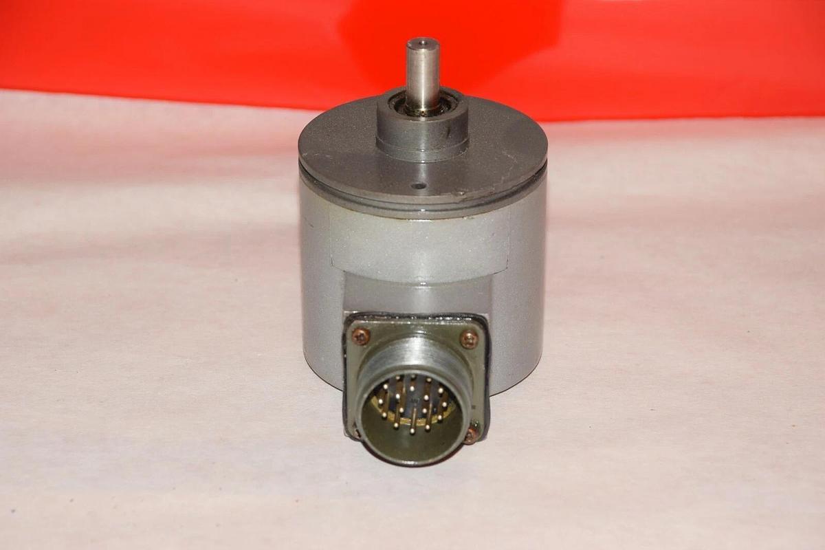 Used NO NAME 250239 82 ENCODER